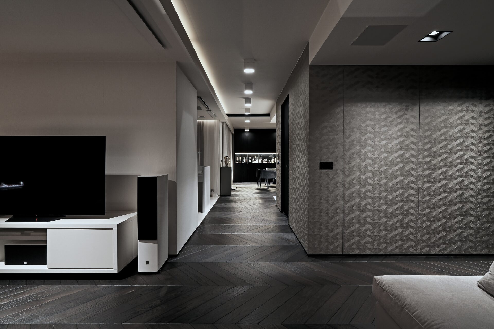 Architektura wnętrza — czerń i biel